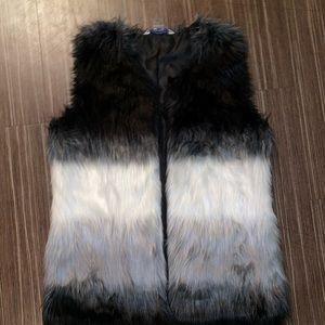 PETER NYGARD FUR VEST